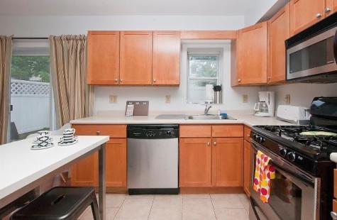 712 23rd Street Union City NJ 07087