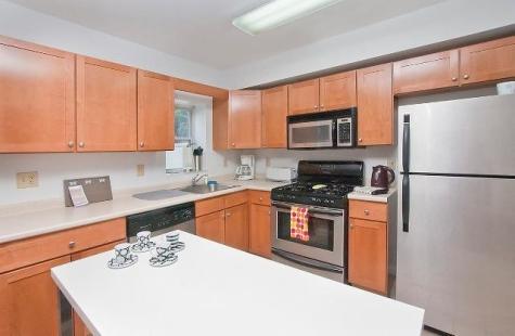 712 23rd Street Union City NJ 07087