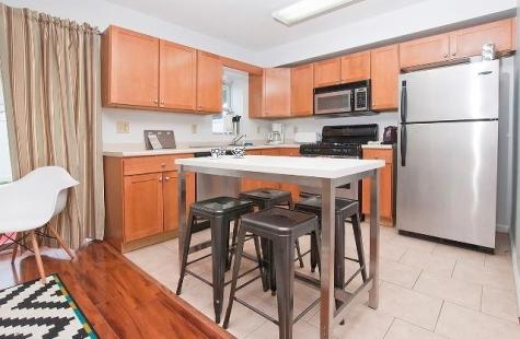 712 23rd Street Union City NJ 07087