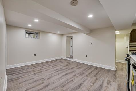 602 Avenue E Bayonne NJ 07002