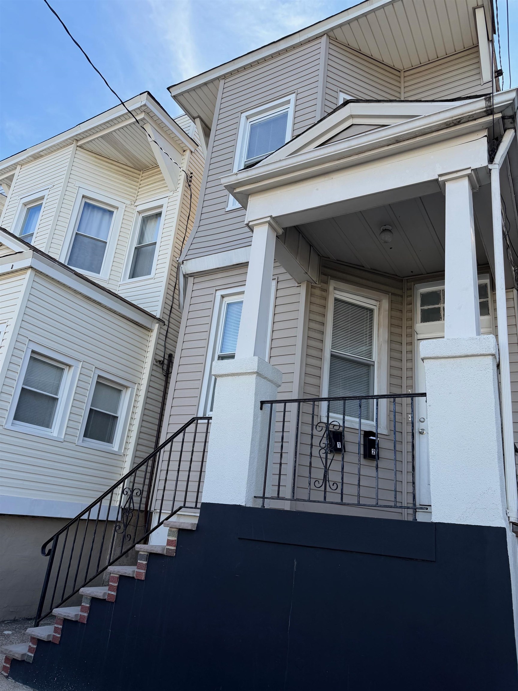 756 Irving Place Secaucus NJ 07094
