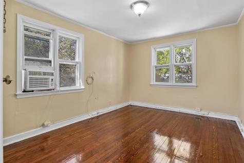 90 West 43rd Street Bayonne NJ 07002