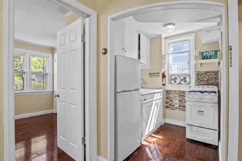 90 West 43rd Street Bayonne NJ 07002