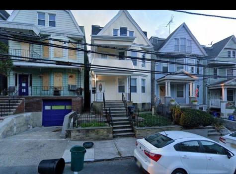 221 Jewett Avenue Jersey City NJ 07304