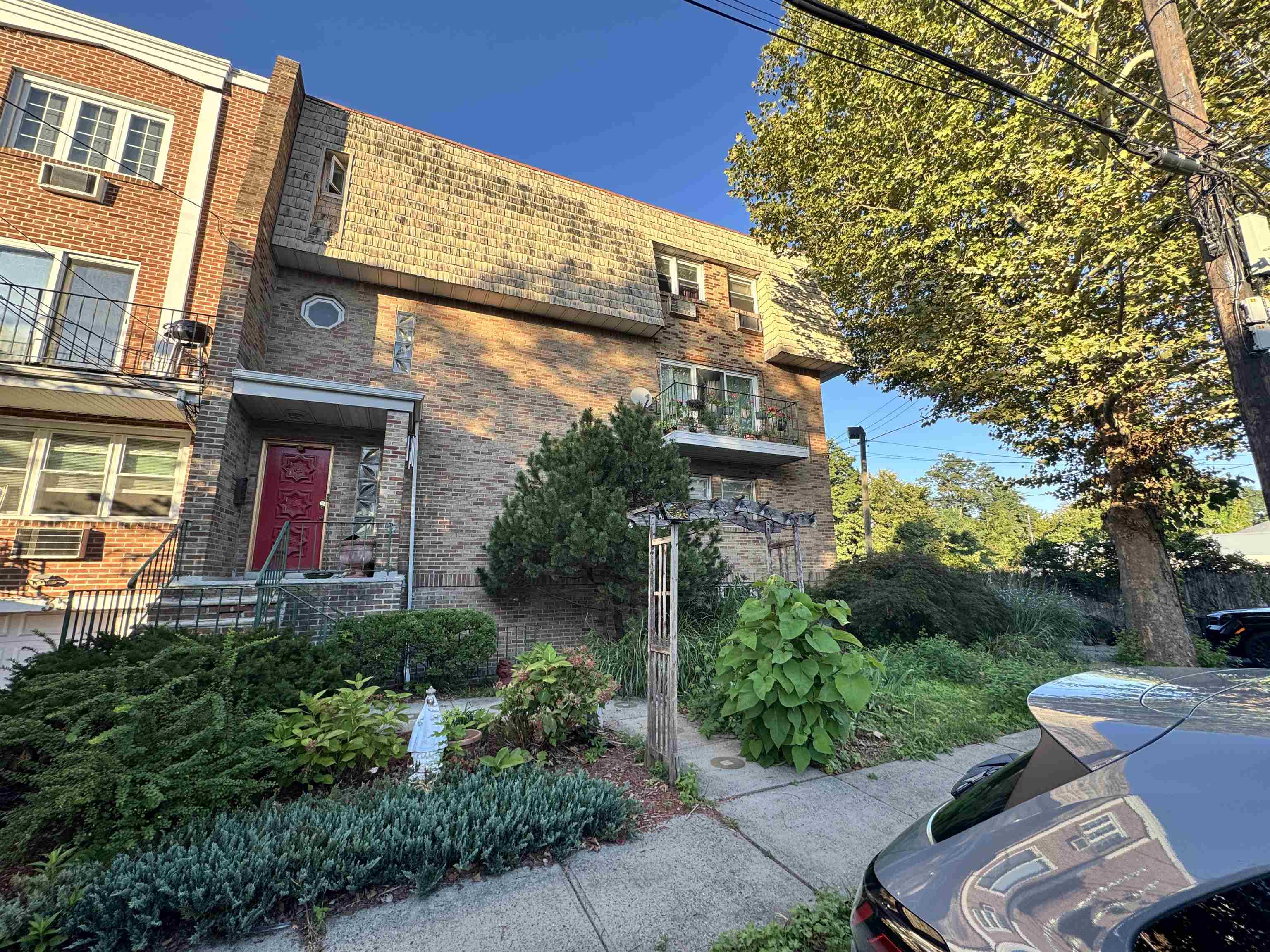 33 West 56th Street Bayonne NJ 07002