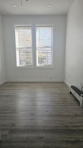 215 Mallory Avenue Jersey City NJ 07304