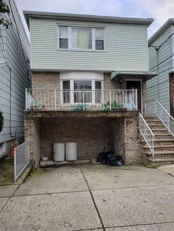 36 West 9th Street Bayonne NJ 07002