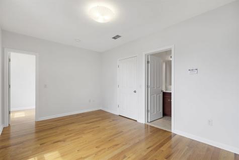 439-1 Whiton Street Jersey City NJ 07304