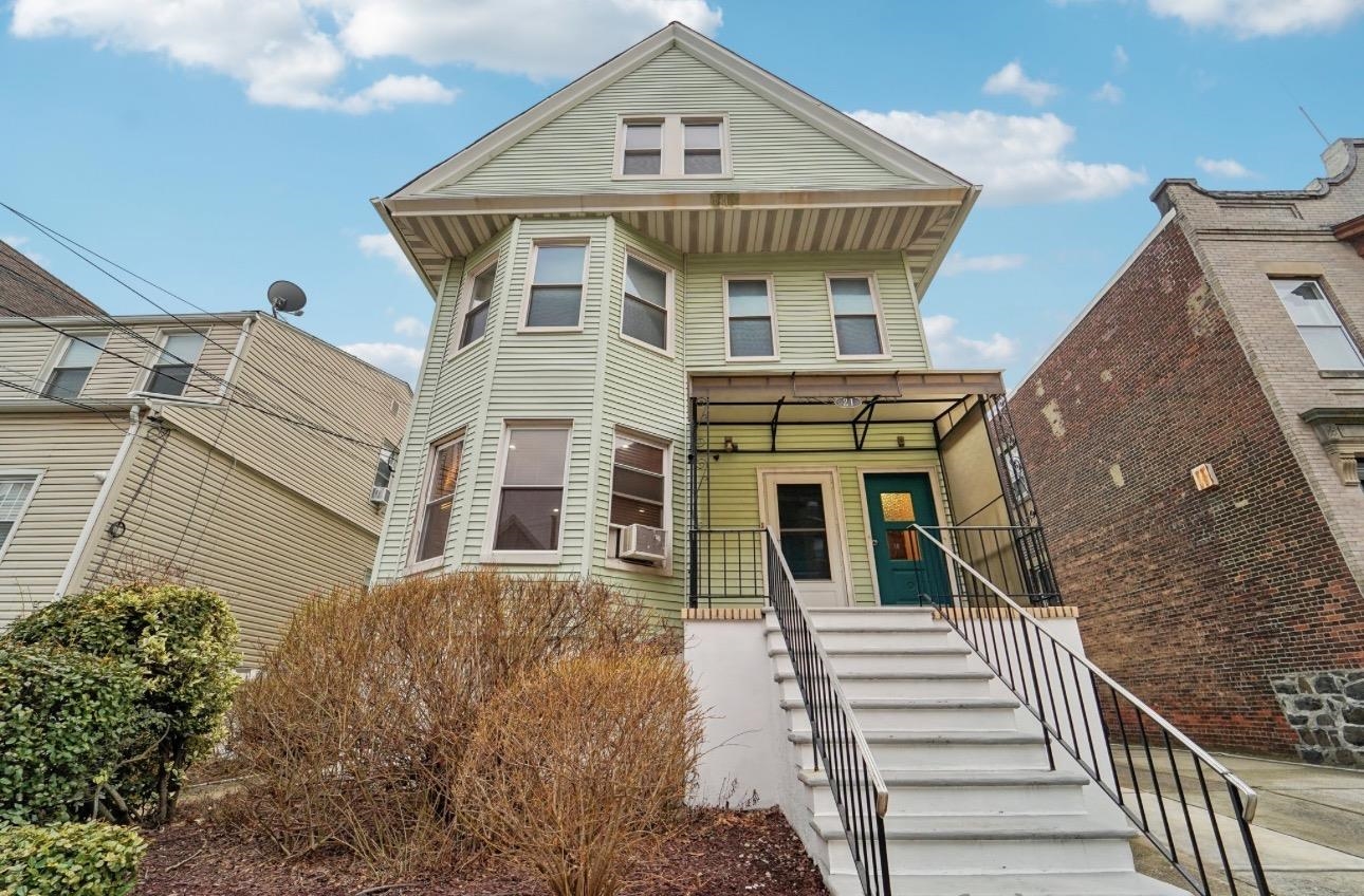 21-23 48th Street Weehawken NJ 07086