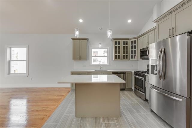 170 Webster Avenue Jersey City NJ 07307