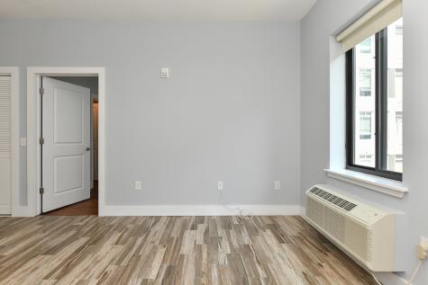 424 Whiton Street Jersey City NJ 07304