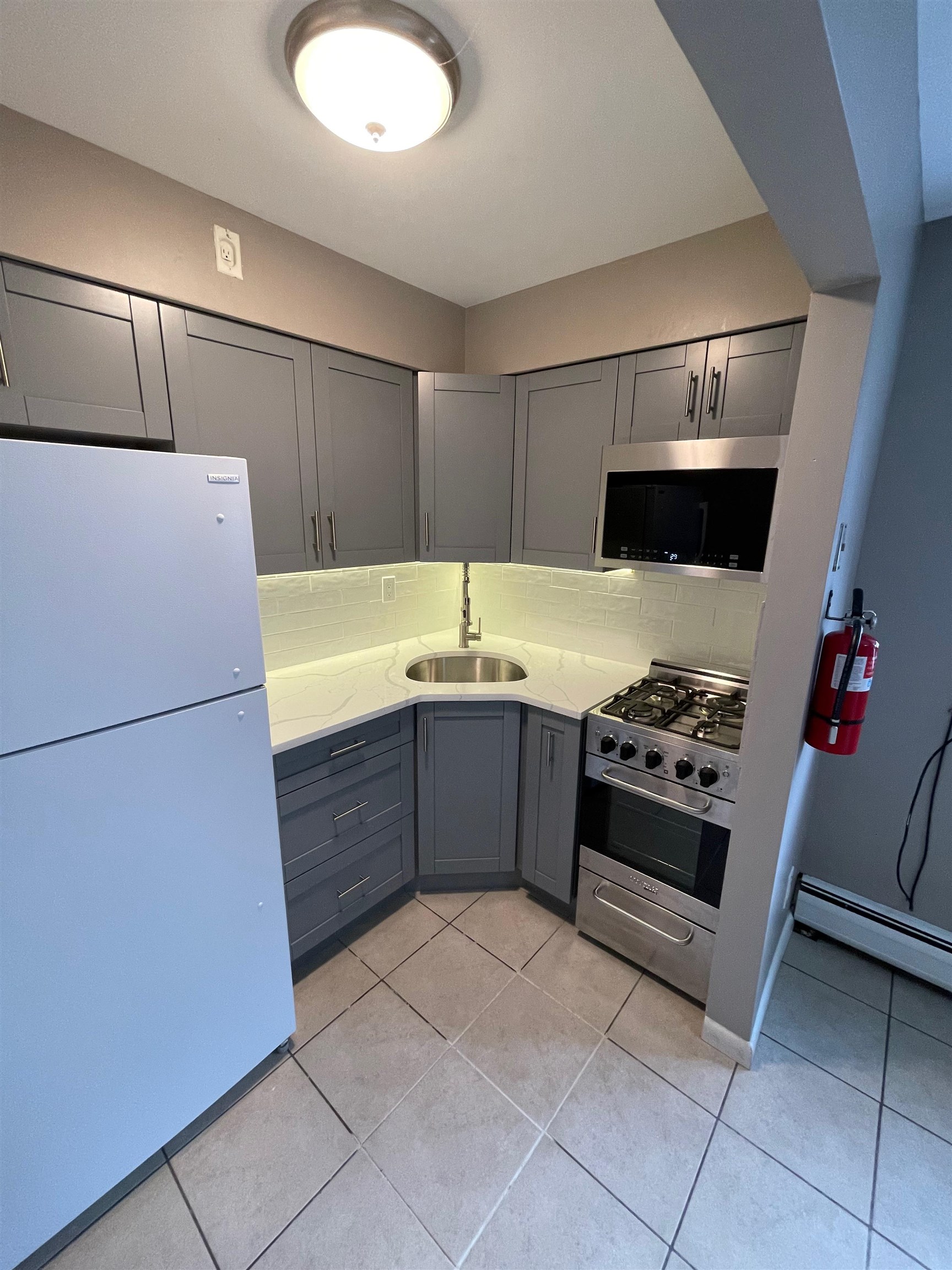 17 68th Street Guttenberg NJ 07093