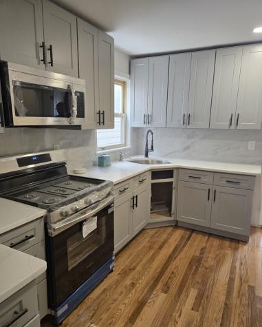 19 Oak Street Jersey City NJ 07304