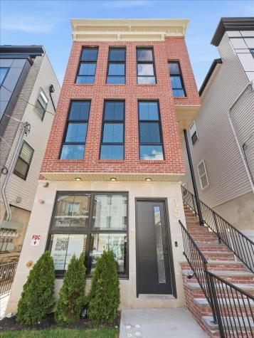 15 Manhattan Avenue Jersey City NJ 07307