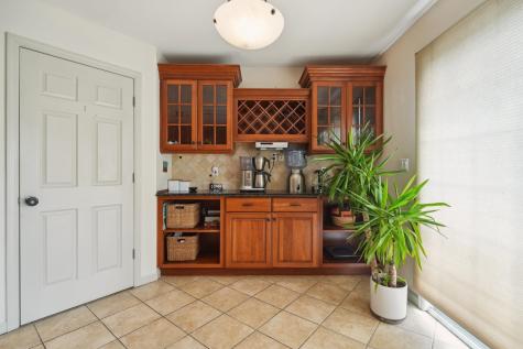 75 Myrtle Avenue Edgewater NJ 07020