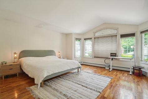 75 Myrtle Avenue Edgewater NJ 07020