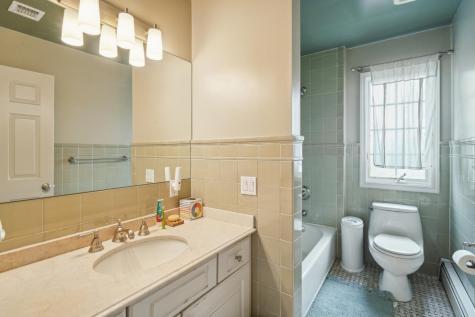 75 Myrtle Avenue Edgewater NJ 07020