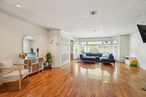 75 Myrtle Avenue Edgewater NJ 07020