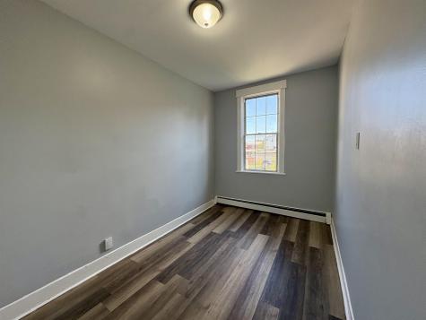 43 East 21st Street Bayonne NJ 07002