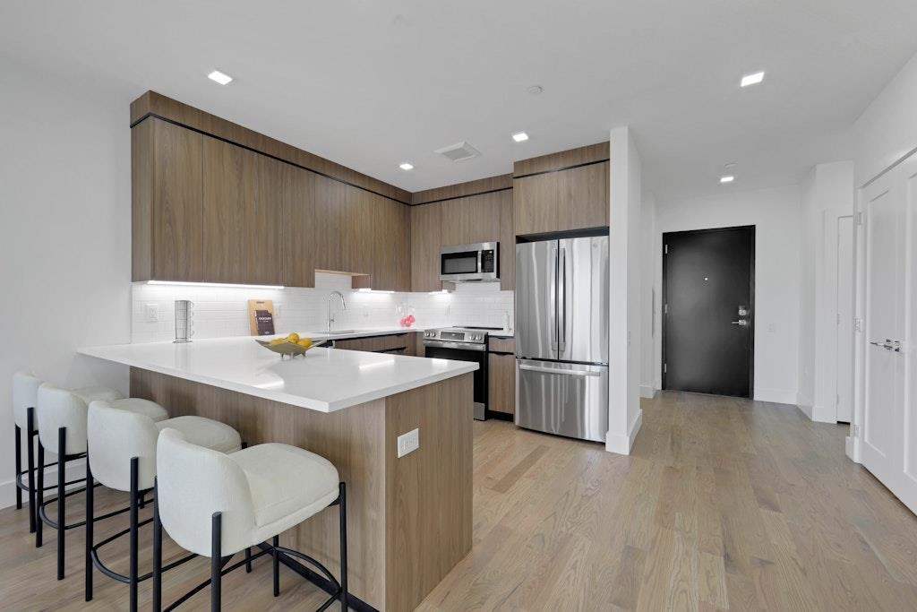 8404 4th Avenue North Bergen NJ 07047