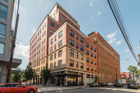 232 Pavonia Avenue Jersey City NJ 07302