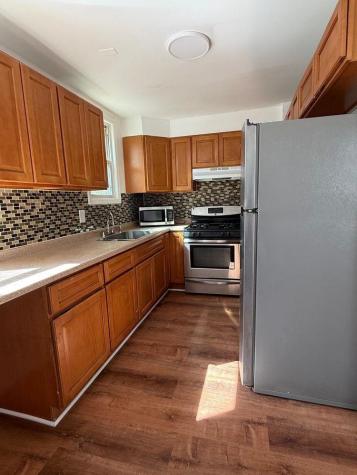 85 Kearney Avenue Jersey City NJ 07305