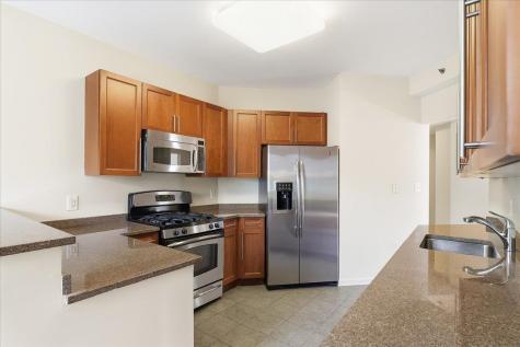 15 Freedom Way Jersey City NJ 07305