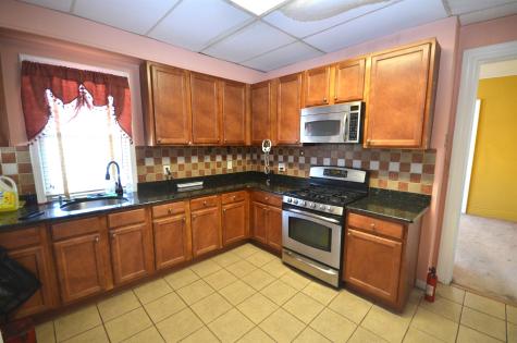 572 East 25th Street Paterson NJ 07514