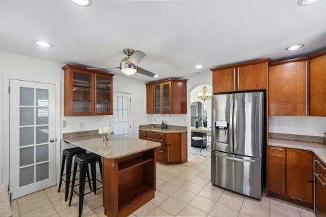 310 Centre Avenue Secaucus NJ 07094