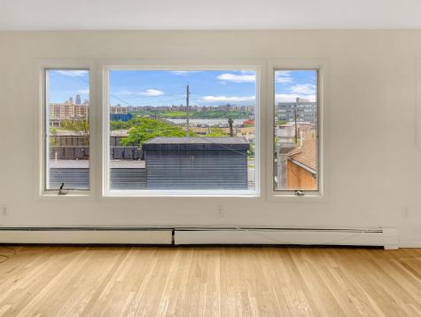 8913 Riverside Place North Bergen NJ 07047