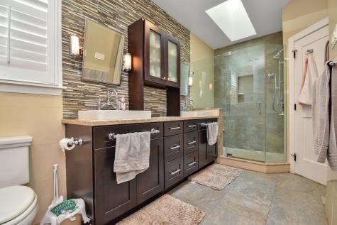 14 Lydia Drive Guttenberg NJ 07093
