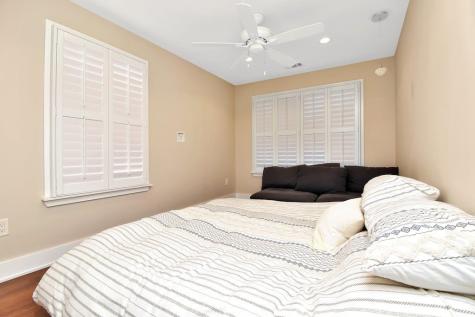 14 Lydia Drive Guttenberg NJ 07093