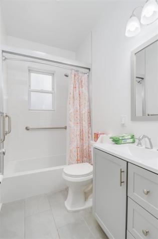 120 West 50th Street Bayonne NJ 07002