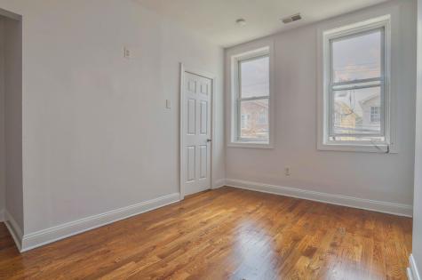 272 Grant Avenue Jersey City NJ 07305