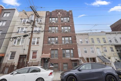 76 Romaine Avenue Jersey City NJ 07306