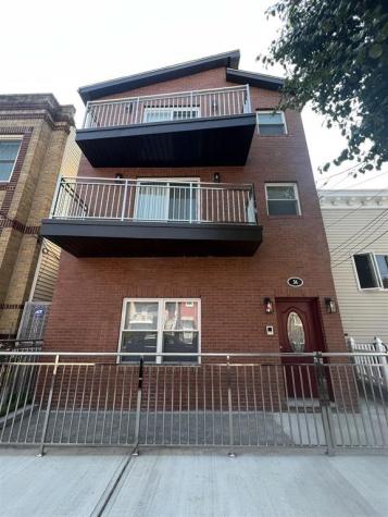 34 Giles Avenue Jersey City NJ 07306