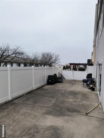 6805 Meadowview Avenue North Bergen NJ 07047