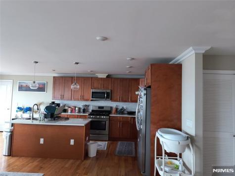 6805 Meadowview Avenue North Bergen NJ 07047
