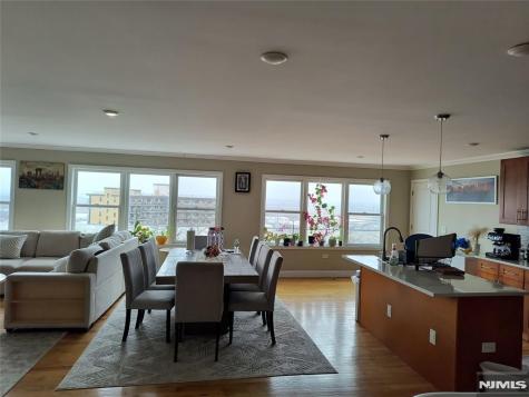 6805 Meadowview Avenue North Bergen NJ 07047