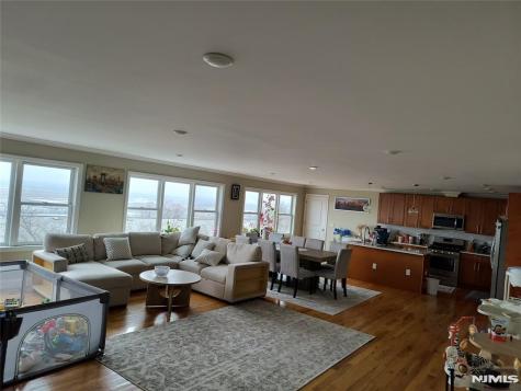 6805 Meadowview Avenue North Bergen NJ 07047