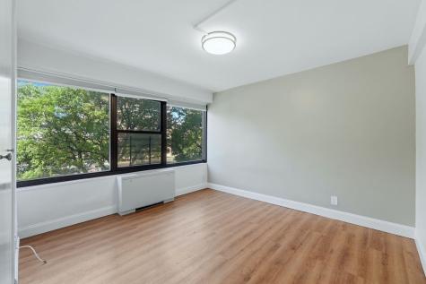 135 Montgomery Street Jersey City NJ 07032