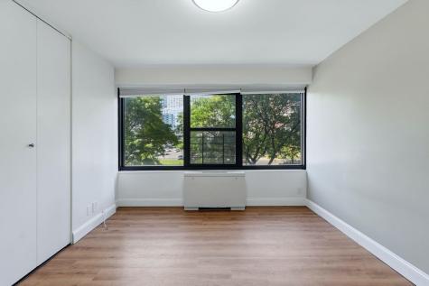 135 Montgomery Street Jersey City NJ 07032