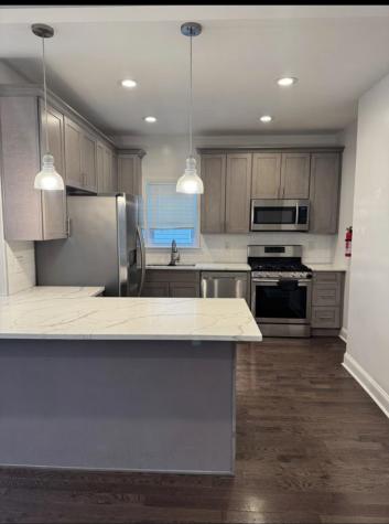 176 Avenue B Bayonne NJ 07002