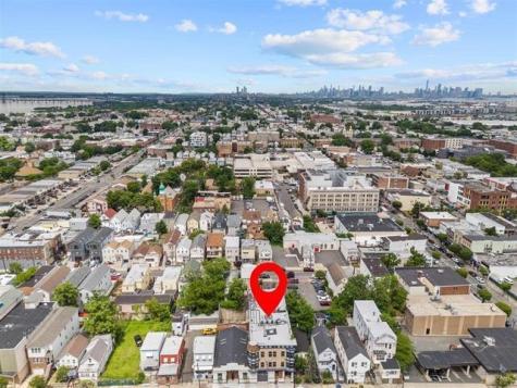 21 West 20th Street Bayonne NJ 07002
