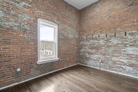 21 West 20th Street Bayonne NJ 07002