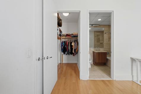4 Beacon Way Jersey City NJ 07304