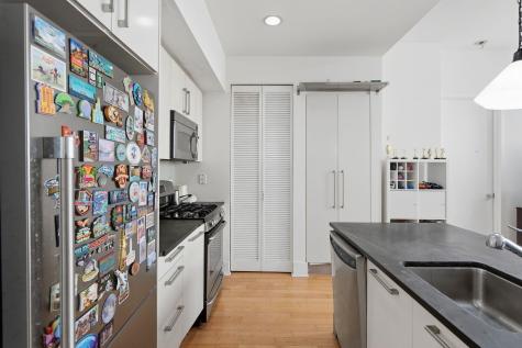 4 Beacon Way Jersey City NJ 07304