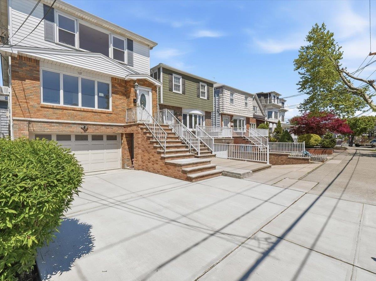 137 Kennedy Boulevard Bayonne NJ 07002