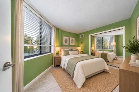 119 Harmon Cove Tower Secaucus NJ 07094