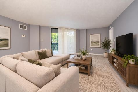 119 Harmon Cove Tower Secaucus NJ 07094